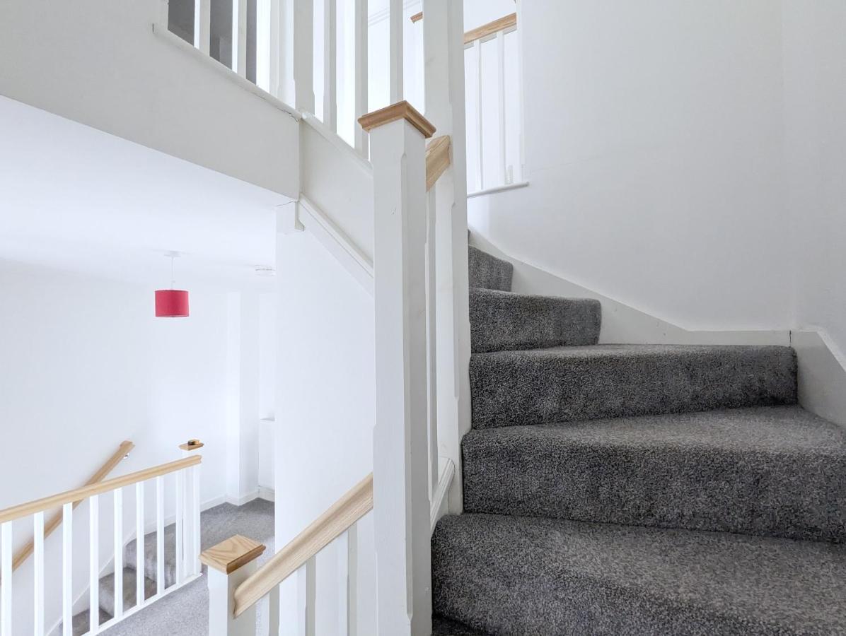 Guest Rooms Near City Centre & Anfield Free Parki Liverpool Exterior foto